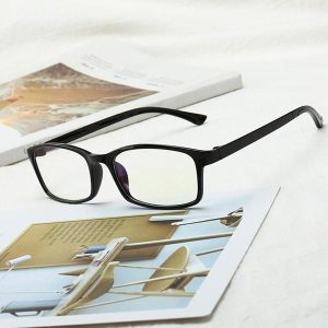 Autofocus reading glass